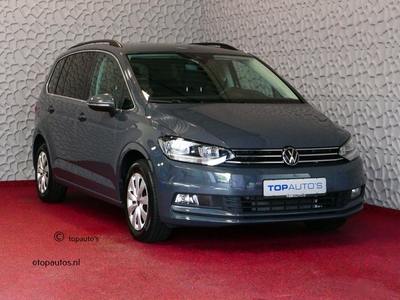 Volkswagen Touran 1.5 TSI 150PK NIEUWE AUTO 7P CARPLAY NAVI VIR.COCKPIT PDC DODE. HOEK DET 7P 7PERS 07/2023 70 BIJNA NIEUWE VOLKSWAGEN'S UIT VOORRAAD LEVERBAAR