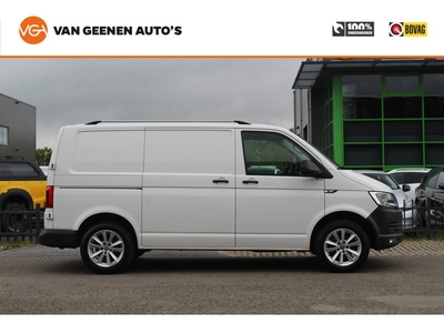 Volkswagen Transporter 2.0TDI L1H1 Highline 85PK | Trekhaak | Cruise Control | Parkeersensoren