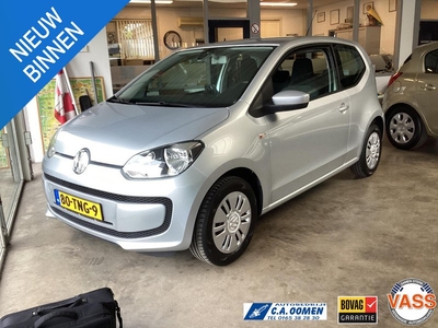 Volkswagen Up! 1.0 move up!