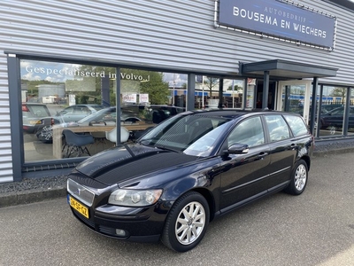 Volvo V50 2.4 Momentum Aut+Dealer onderhouden! (bj 2005)