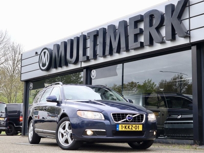 Volvo V70 1.6 T4 Momentum Automaat, Leder, Xenon, Trekhaak