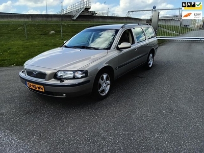 Volvo V70 2.4 T Comfort Line AUTOMAAT