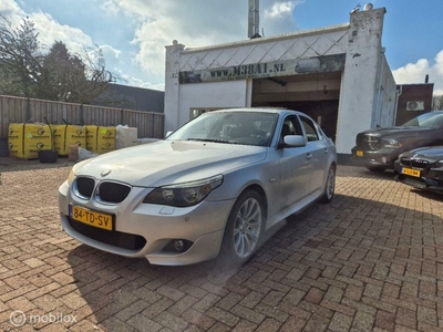 Zeer Nette BMW 5-serie 520i met M5 Pakket -met nieuwe apk