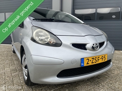 TOYOTA AYGO 1.0-12V Comfort Uitvoering / 5Drs / Airco