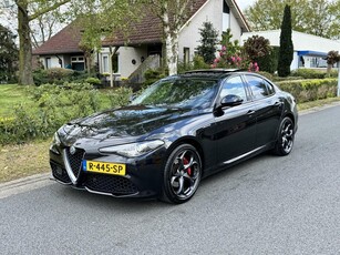 Alfa Romeo Giulia 2.0T Q4 Veloce 280PK Pano•Leder