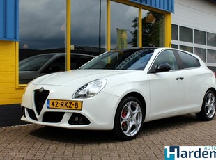 Alfa Romeo Giulietta 1.4 T 170PK Distinctive Navi