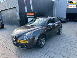 Alfa Romeo MiTo 0.9 TwinAir Distinctive 3e Eigenaar! Pano Airco NAP APK