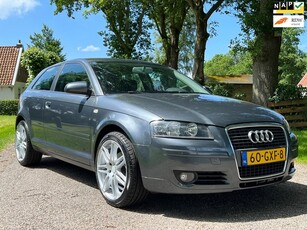 Audi A3 1.6 Attraction Airco + Cruise