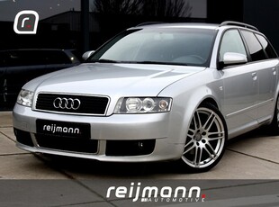 Audi A4 Avant 2.4 V6 MT 2 x S-Line | 19