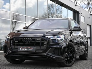 Audi Q8 55TFSI E 381pk Quattro Competition RS-Zetels Pano