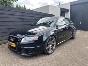 Audi RS4 Sedan 4.2 FSI V8 Quattro, 420PK Perfect onderhouden