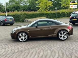 Audi TT 1.8 5V Turbo,bj.98,kleur: bruin,climate,porsche