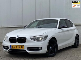 BMW 1-serie 118i Business+ NAP I NAVI I AIRCO I XENON I LMV