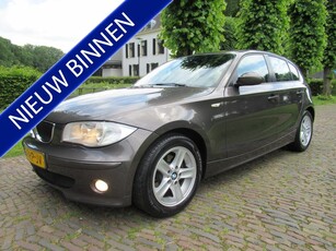 BMW 1-serie 118i High Executive Ecc Cruisecontrol Navigatie