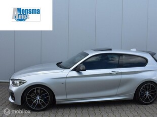 BMW 120d AUT. M-Sport 2015 Schuifdak Koni H&R Maxton Carbon Alcantara stuurwiel Performance remmen