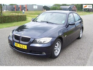 BMW 3-serie 320i / Zeer mooi