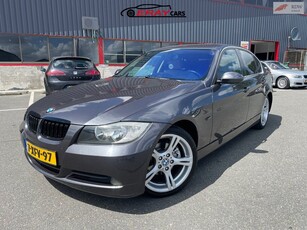 BMW 3-serie 325i Dynamic Executive / LEER / SPORT VLG /