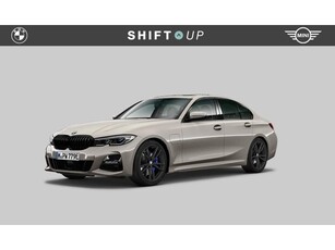 BMW 3-serie 330e M-Sport Schuifdak CoPilot Comfort