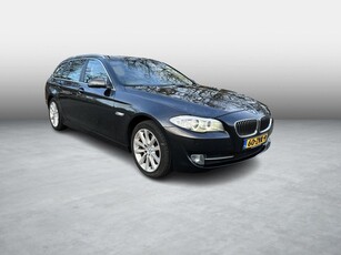 BMW 5-serie Touring 523i High Executive