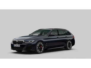 BMW 5-serie Touring 540i xDrive M-Sport Panorama