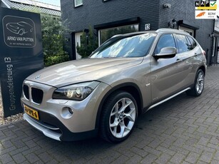 BMW X1 SDrive20i Business Automaat - Leer - Camera