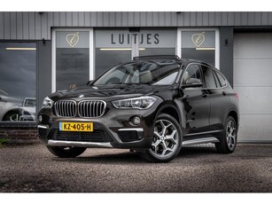 BMW X1 SDrive20i Centennial High-Executive Pano-dak Leder