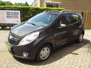 Chevrolet Spark 1.0 16V LS airco APK nieuw stapt mooi hoog