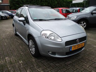 Fiat Grande Punto 1.4 AIRCO! PANORAMADAK! TREKHAAK!