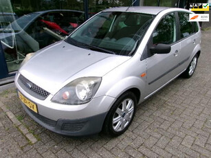 Ford Fiesta 1.3-8V Cool & Sound 5 deurs