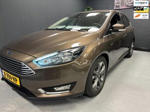 Ford FOCUS 1.0 Titanium Sport-line LM Navi APK Mei-26