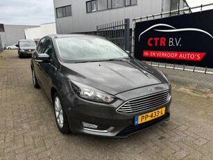 Ford Focus 1.6 TDCI Titanium Hatchback (bj 2015) Clima/Nav/Park.Assist!