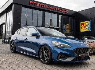 Ford Focus 2.3 EcoBoost ST-3, Pano, Milltek, B&O, Perf. Pack!