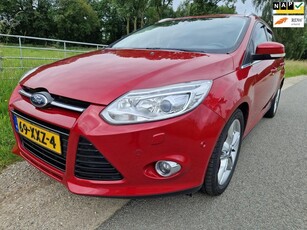 Ford Focus Wagon 1.0 EcoBoost Titanium aantoonbaar dealer