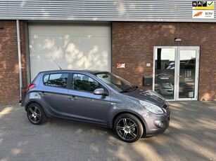 Hyundai I20 1.4i|AUTOMAAT|NIEUWE APK|AIRCO