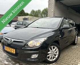 Hyundai i30 1.4i Dynamic / Airco / 130.000KM! / N.A.P