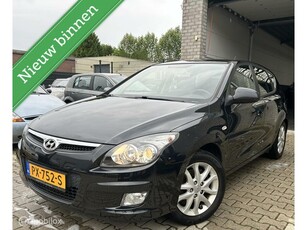 Hyundai i30 1.4i Dynamic / Airco / 130.000KM! / N.A.P