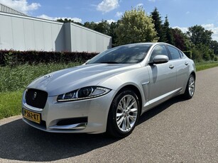 Jaguar XF 3.0D S Premium / AUTOMAAT / NAVI / CRUISE / LEER