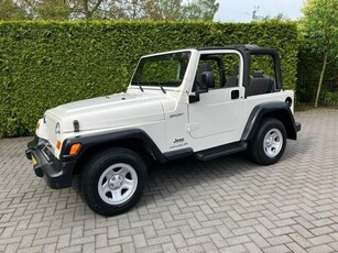 Jeep Wrangler 4.0i Hardtop origineel 28000km! 6 cilinder