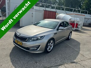 Kia Optima 2.0 CVVT Hybrid Super Pack