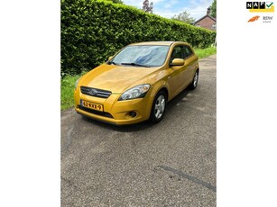 Kia Pro_cee'd 1.4 CVVT X-tra