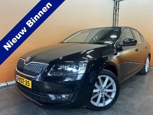 Škoda Octavia 1.2 TSI Greentech Elegance Businessline LEER TREKHAAK LMV