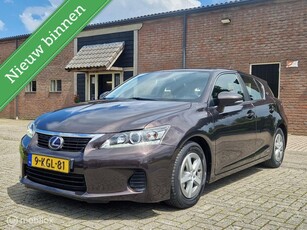 Lexus CT 200h Hybrid/ Camera/ Alcantara/ Xenon