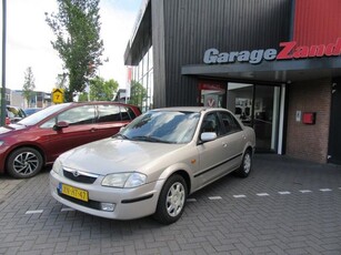 Mazda 323 1.5i GLX automaat trekhaak/distributie is