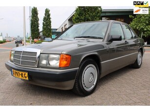 Mercedes-Benz 190-serie 2.0