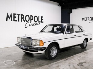 Mercedes-Benz 230 Automaat - Schuifdak ONLINE AUCTION