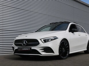 Mercedes-Benz A-Klasse 220 AMG Pakket AMG NightPakket (Panoramadak Sportleder M-Bux Full-Led 19InchAMG Pdc V+A PrivacyGlass)