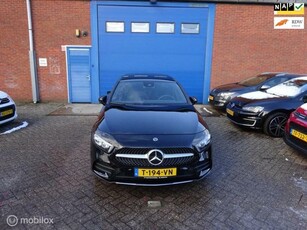 Mercedes-Benz A-klasse 250 e AMG uitgevoerd