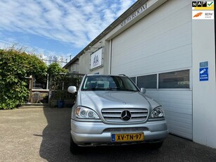 Mercedes-Benz M-klasse 320 AUTOMAAT HOLLANDSE AUTO TREKHAAK