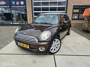 Mini Clubman 1.6 Cooper CRUISE CLIMA SCHUIFDAK!