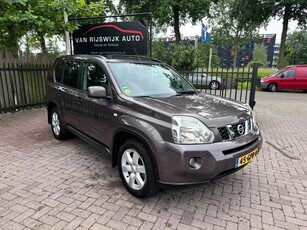 Nissan X-Trail 2.5 LE 4WD Limited Edition Pano Trekh Dealer